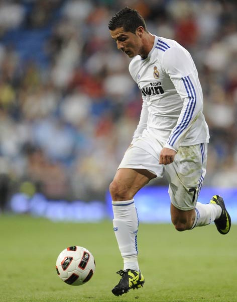 与防守都需 与防守都需