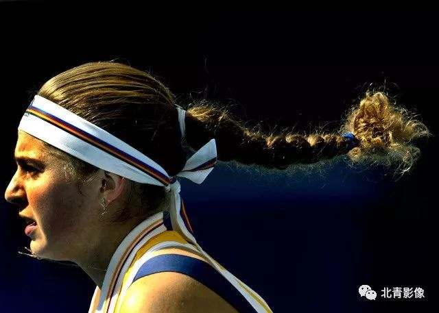 上脱颖而出 上脱颖而出