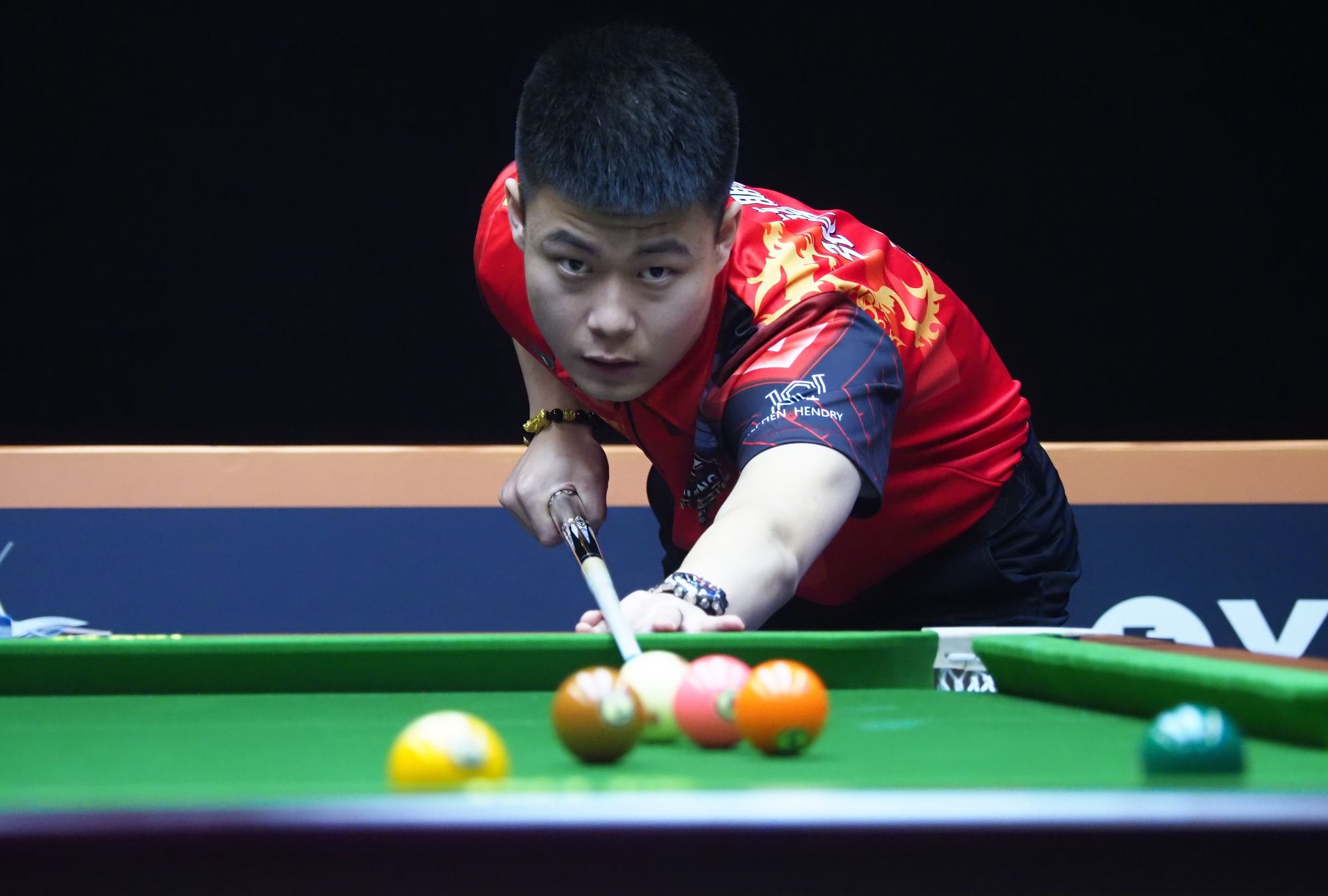 引了来自青 引了来自青