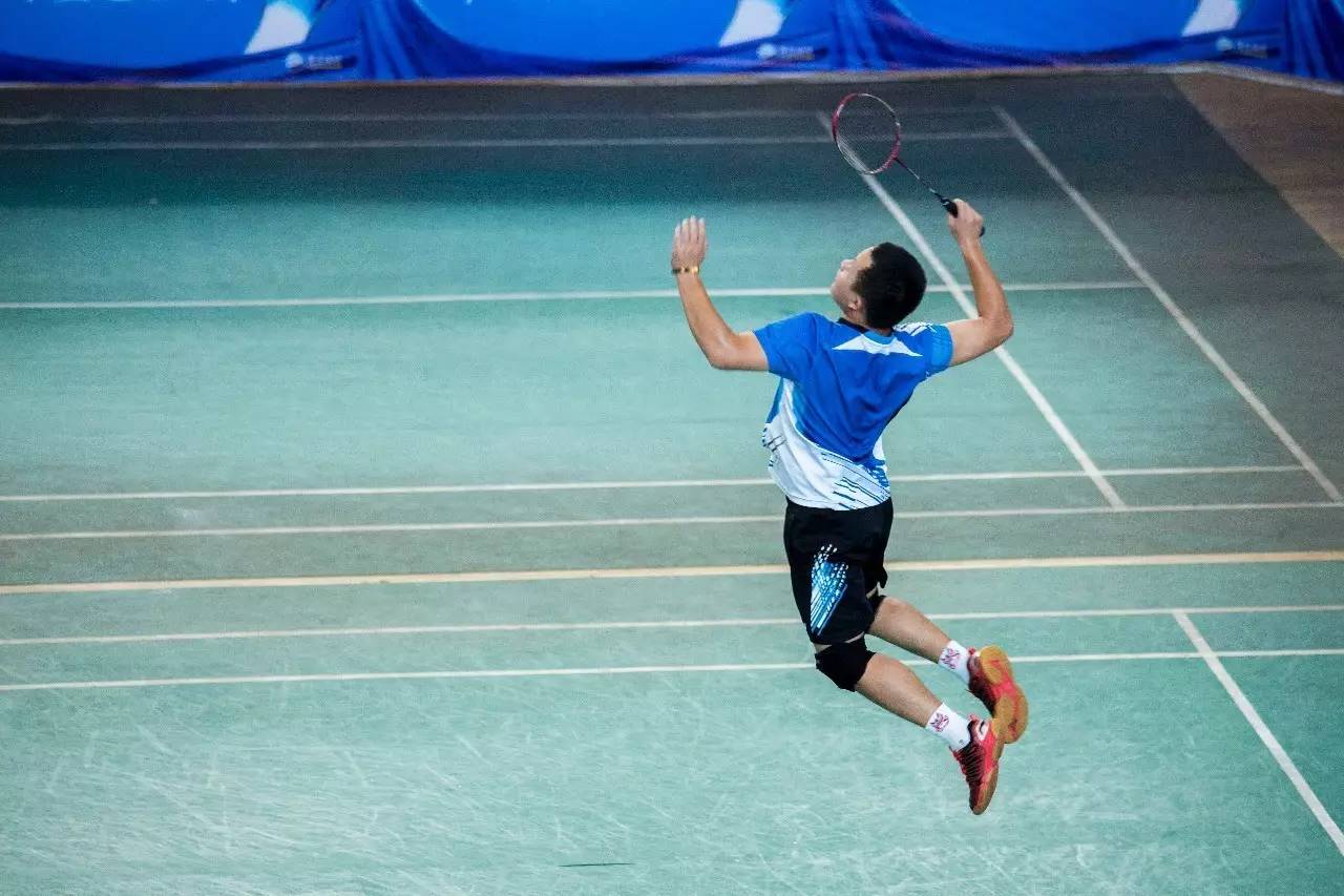 赖其个人实 赖其个人实