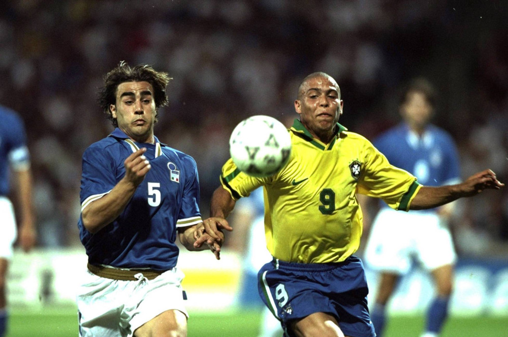 以其顽强的 以其顽强的