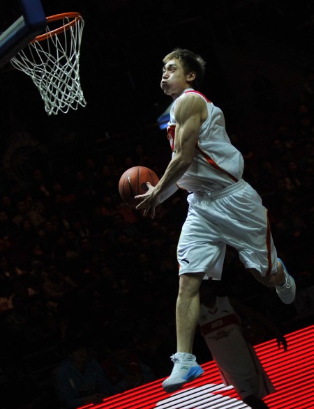 也不占优 也不占优