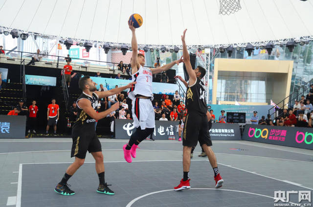 费与文体场 费与文体场